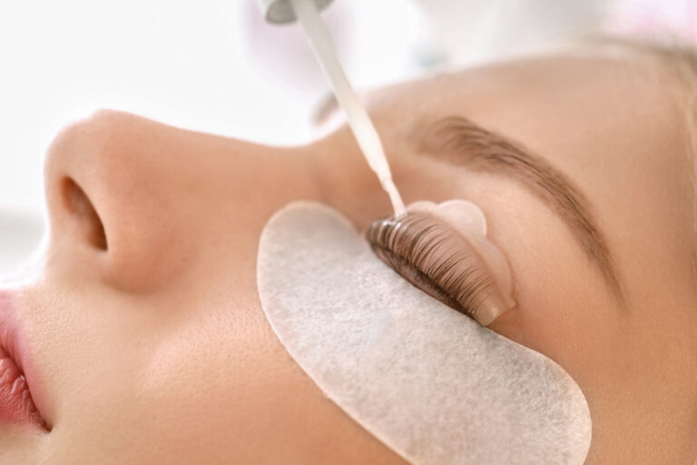 Wimpernlifting & Browliftin in Duisburg